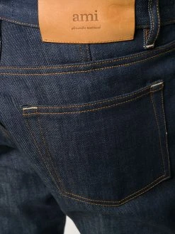 AMI Paris jean à coupe droite