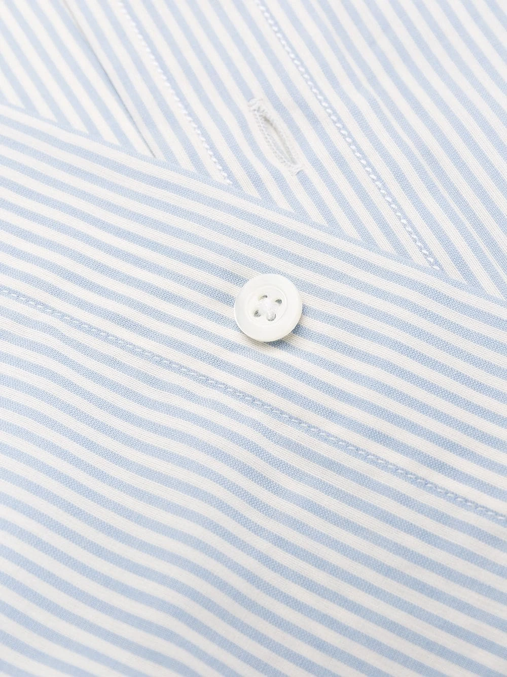 AMI Paris Chemise à broderie A.M.I Plus Bas Prix De Vente chemises homme 7 AMI Paris chemise à broderie A.M.I