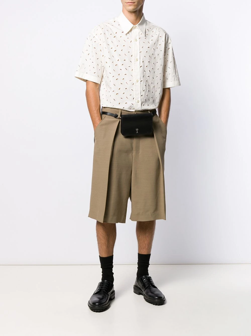 AMI Paris Haute Qualité Embroidered short sleeve shirt chemises homme 2 AMI Paris embroidered short-sleeve shirt