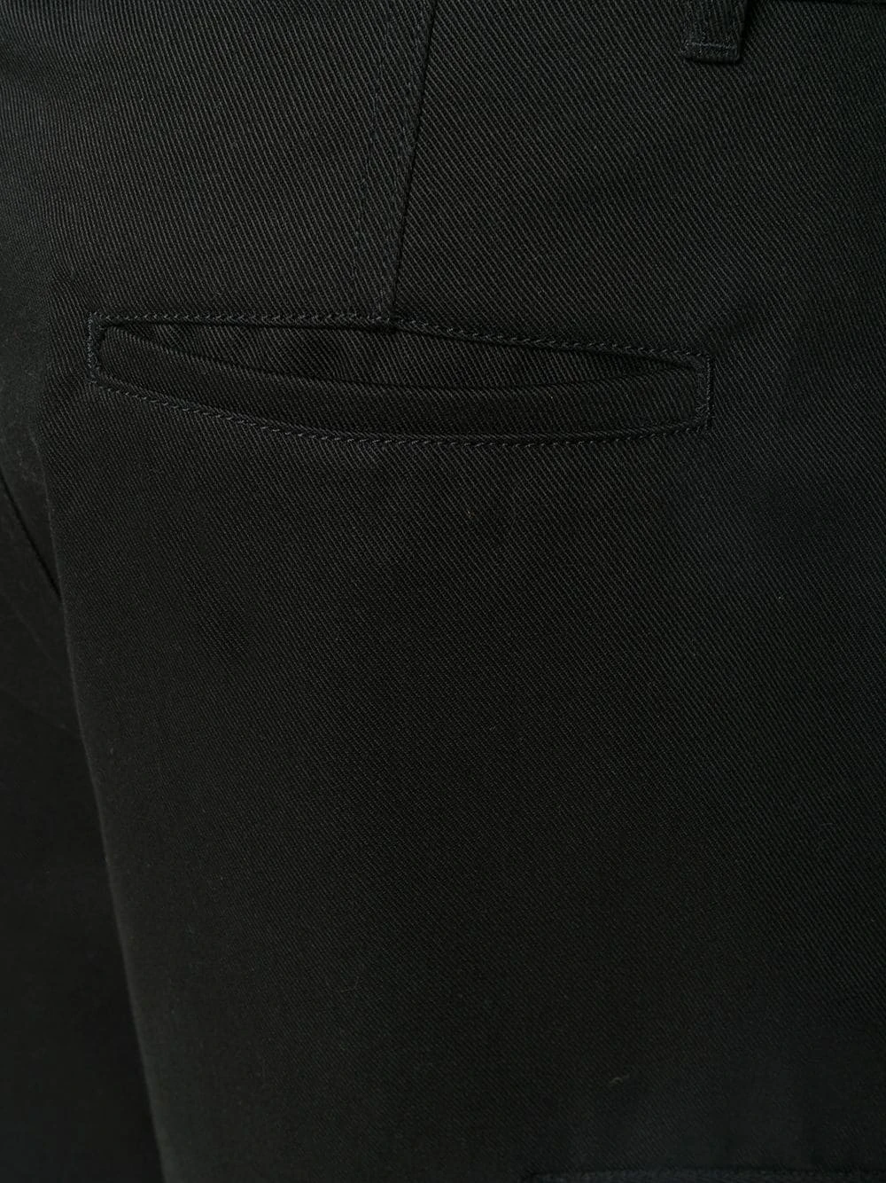 Qualité Fiable AMI Paris Short à poches cargo bermudas homme 5 AMI Paris short à poches cargo