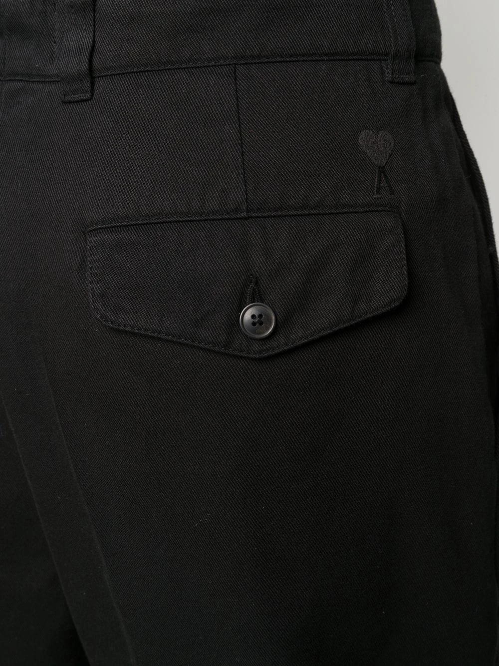 AMI Paris Pantalon fuselé crop Prix Avantageux pantalons courts homme 5 AMI Paris pantalon fuselé crop