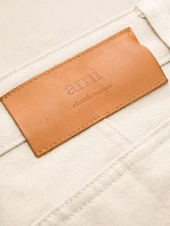 AMI Paris jean à coupe droite