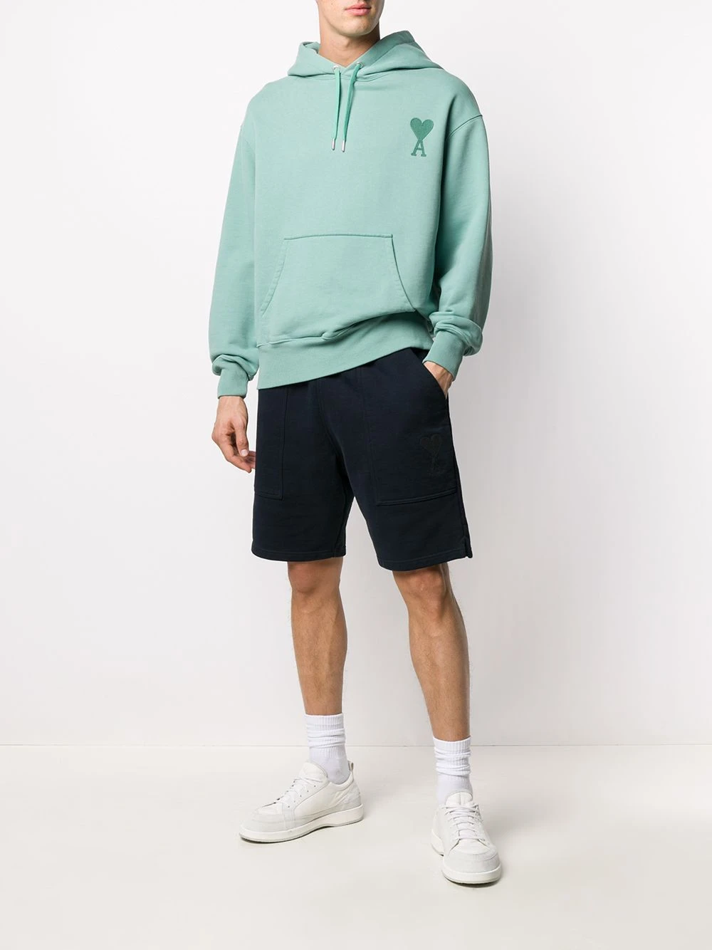 AMI Paris Short de jogging Ami de Cœur Qualité garantie 100% shorts de sport & shorts de running homme 2 AMI Paris short de jogging Ami de Cœur