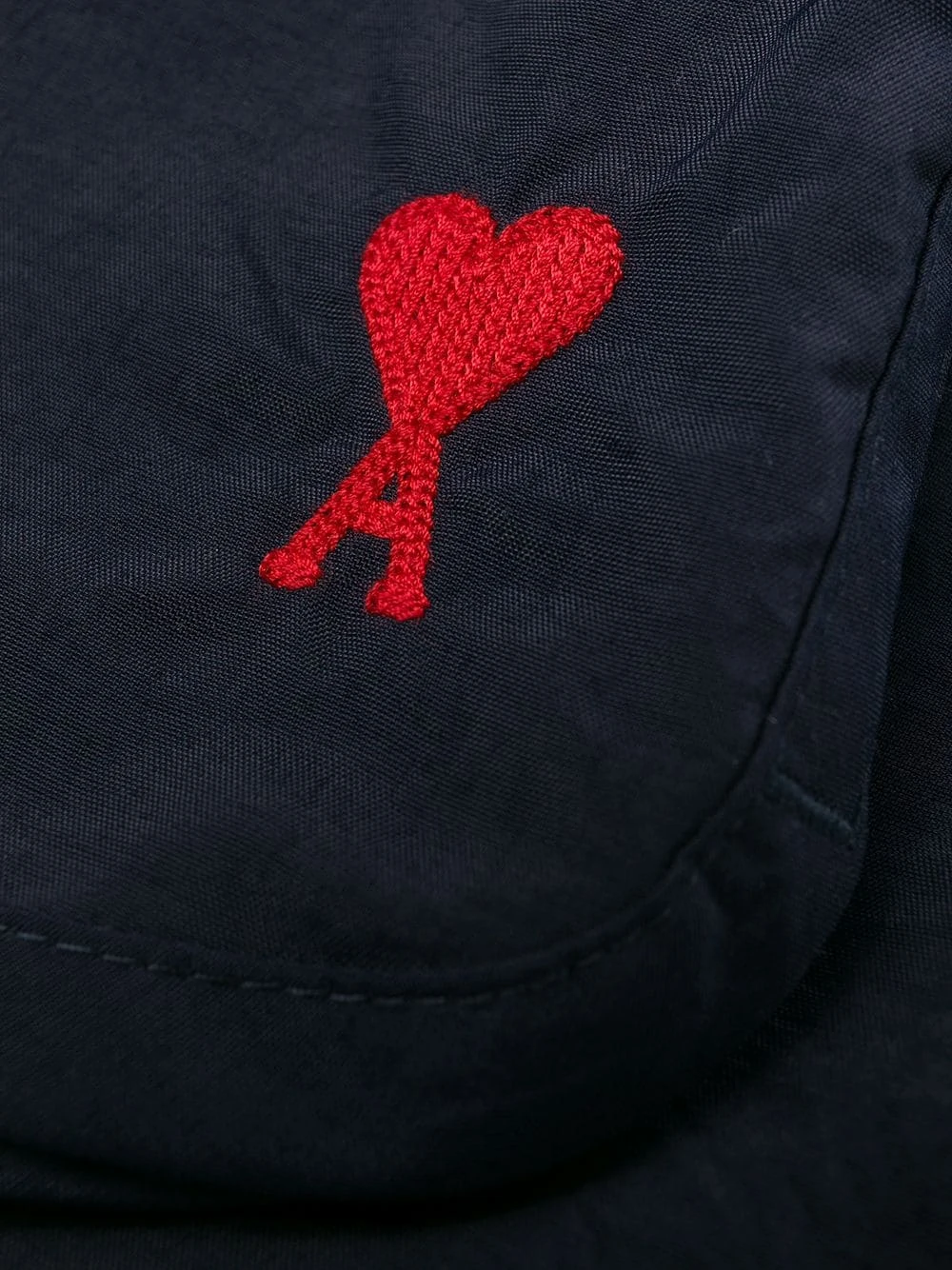 En Remise AMI Paris Short de bain Ami de Coeur slips de bain homme 3 AMI Paris short de bain Ami de Coeur