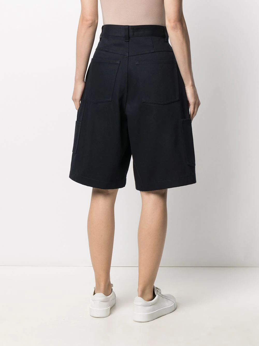 AMI Paris Bon Rapport Coût-Efficacité Short à coupe évasée bermudas femme 4 AMI Paris short à coupe évasée