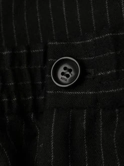 AMI Paris 50% Off De Vente Pantalon de jogging crop à fines rayures pantalons courts homme 13 AMI Paris pantalon de jogging crop à fines rayures