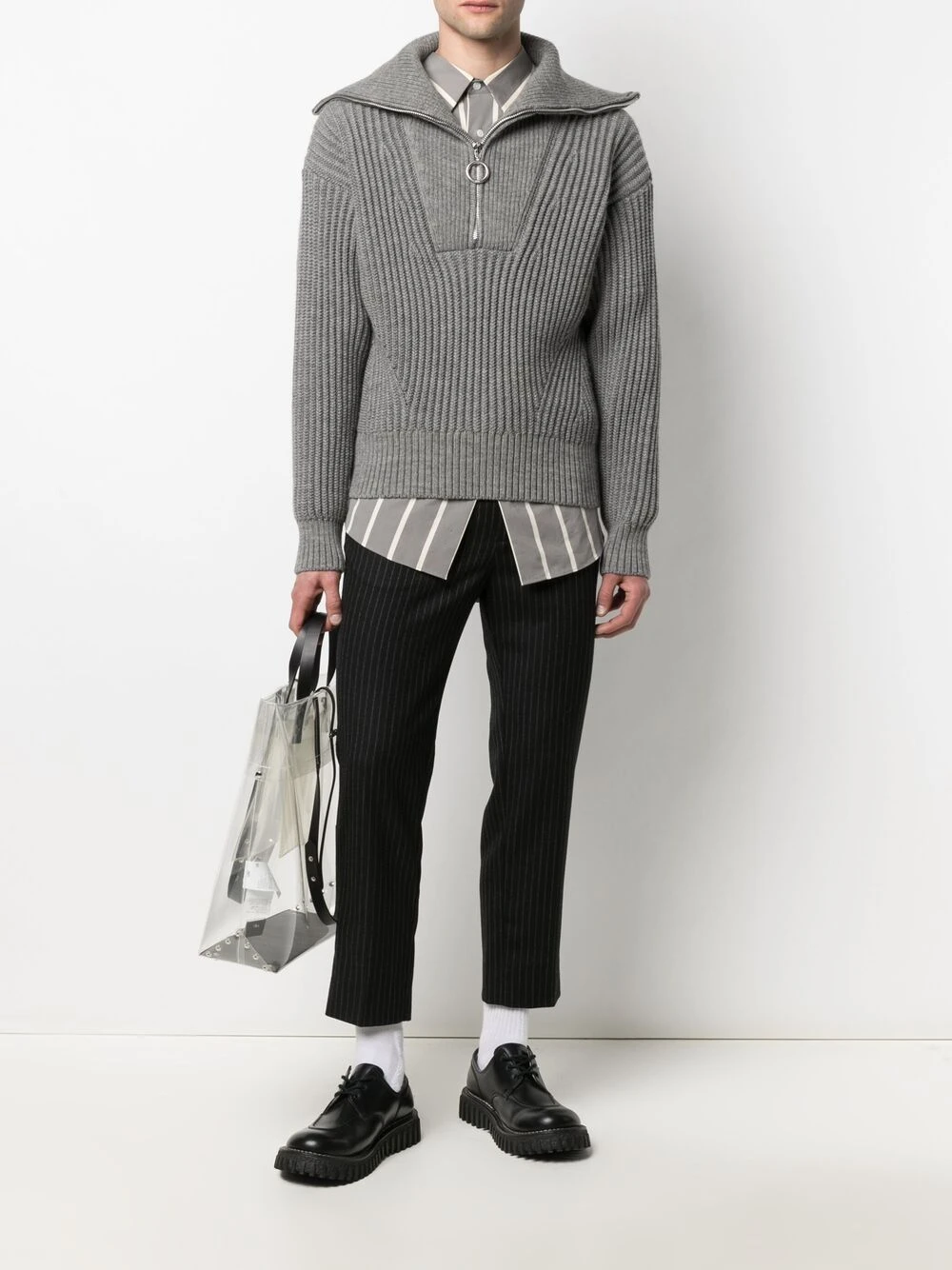 AMI Paris 50% Off De Vente Pantalon de jogging crop à fines rayures pantalons courts homme 2 AMI Paris pantalon de jogging crop à fines rayures