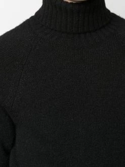 AMI Paris pull à col roulé