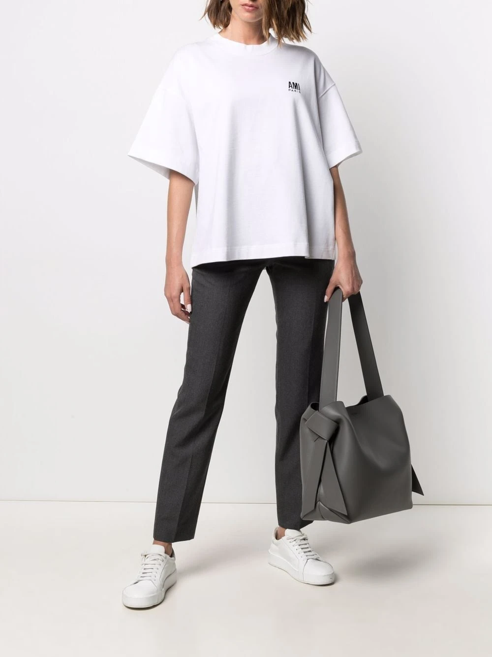 Prix d’Amis AMI Paris T shirt à logo brodé t-shirts & jerseys femme 2 AMI Paris t-shirt à logo brodé