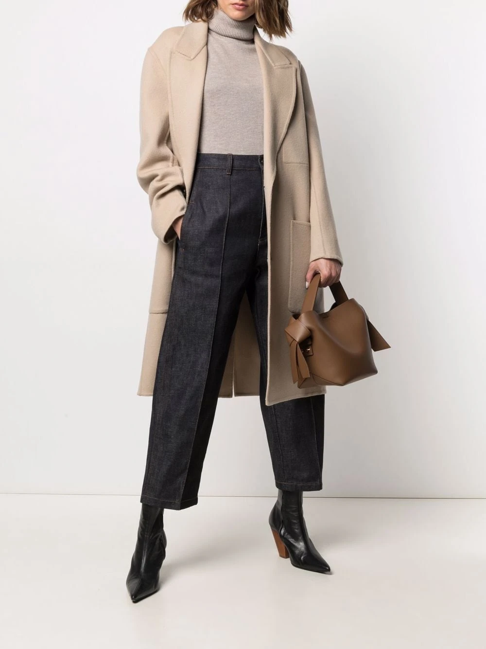 AMI Paris Jean ample court Prix Sympa jeans courts femme 2 AMI Paris jean ample court