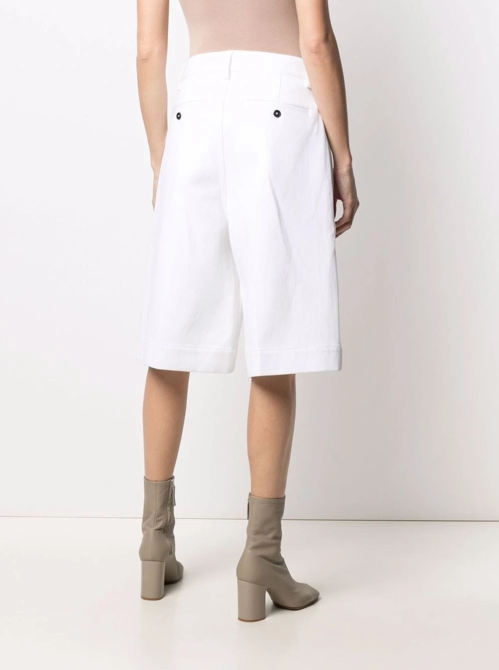 AMI Paris Promos Short à plis shorts courts femme 4 AMI Paris short à plis