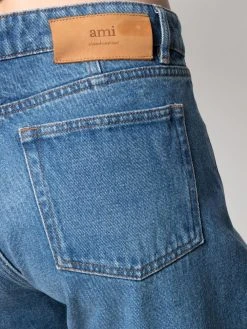 AMI Paris jean à coupe droite