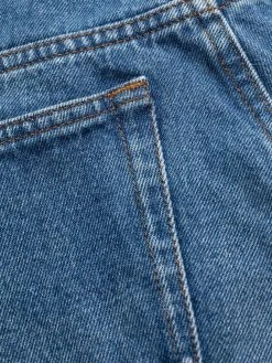 AMI Paris jean à coupe droite